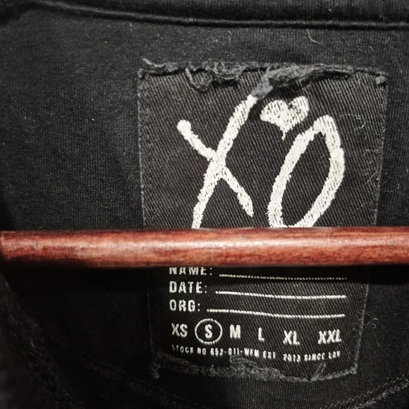The Weeknd XO’TWOD Official 2015 Bravado Black Crewneck Sweater Size S - Picture 2 of 8